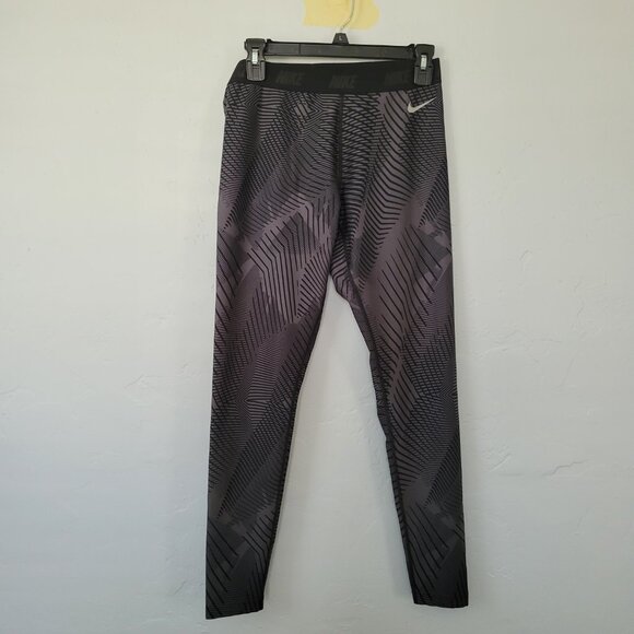 Nike leggings,size med,Black Stripe - Picture 2 of 3